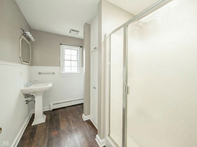 124 W 38th Street, Anderson, IN 46013