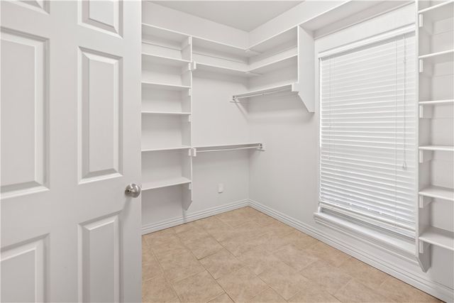 2345 Tall Tree Lane, Springdale, AR 72762