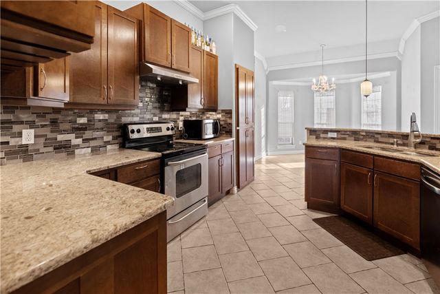 2345 Tall Tree Lane, Springdale, AR 72762