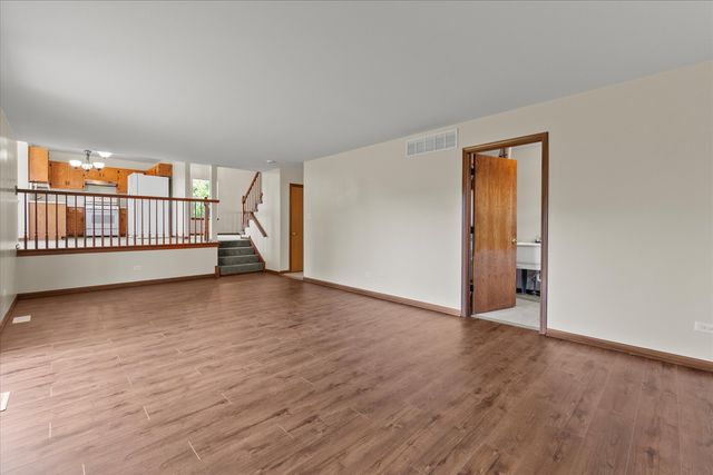 4616 Peacock Lane, Plainfield, IL 60586