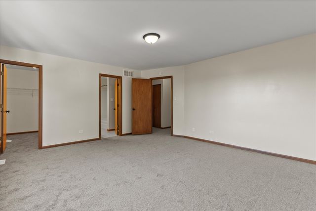 4616 Peacock Lane, Plainfield, IL 60586