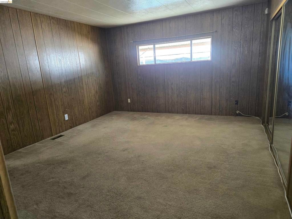 Image 19 of property listing at 3301 Buchanan, Antioch, CA 94509