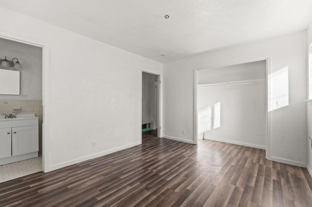 806 W Bryce Ave, Killeen, TX 76541