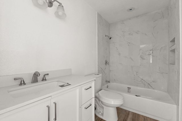 806 W Bryce Ave, Killeen, TX 76541