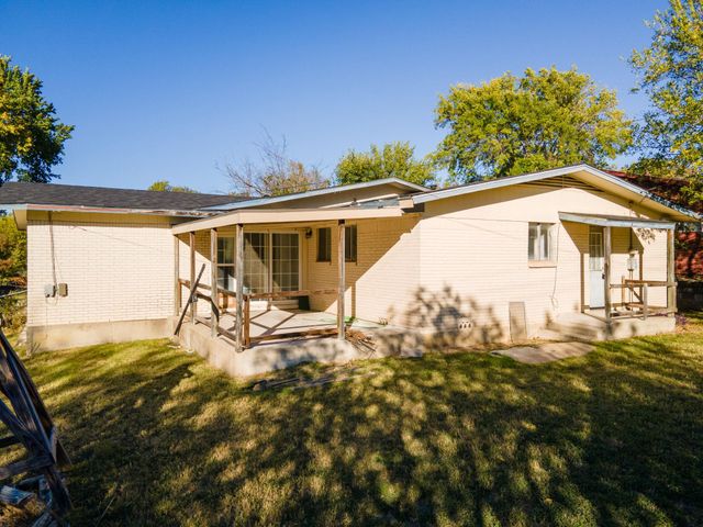 806 W Bryce Ave, Killeen, TX 76541