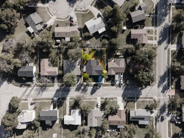 806 W Bryce Ave, Killeen, TX 76541