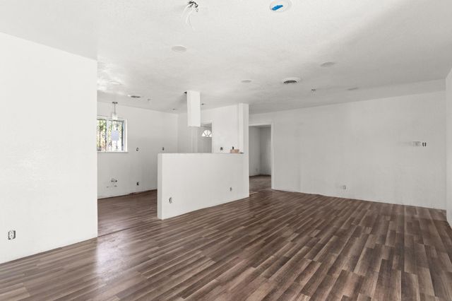 806 W Bryce Ave, Killeen, TX 76541