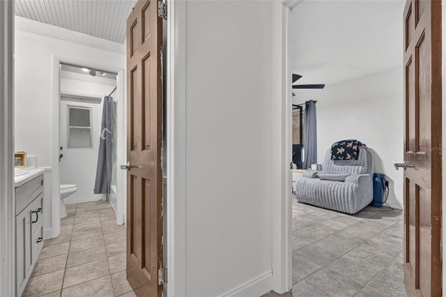 6313 WYNGLOW LANE, Orlando, FL 32818