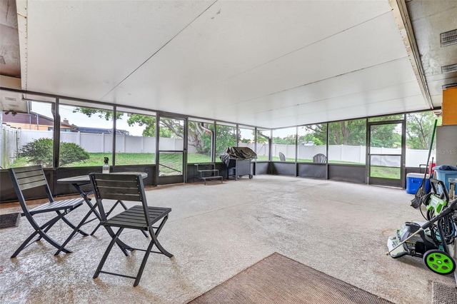 6313 WYNGLOW LANE, Orlando, FL 32818