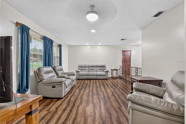 6313 WYNGLOW LANE, Orlando, FL 32818