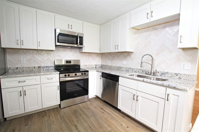1010 Heathwood Drive, Englewood, OH 45322