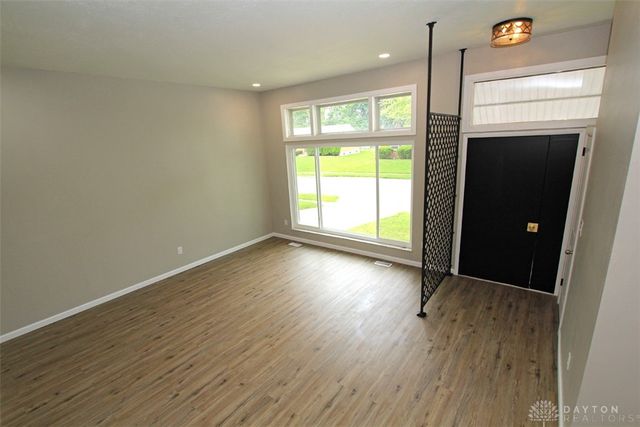 1010 Heathwood Drive, Englewood, OH 45322