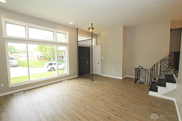 1010 Heathwood Drive, Englewood, OH 45322
