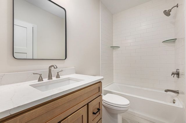 6067 Heartwood Trail, Lake Ann, MI 49650