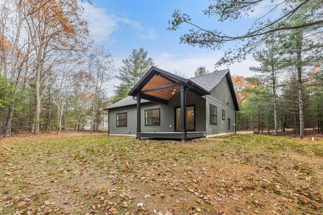 6067 Heartwood Trail, Lake Ann, MI 49650