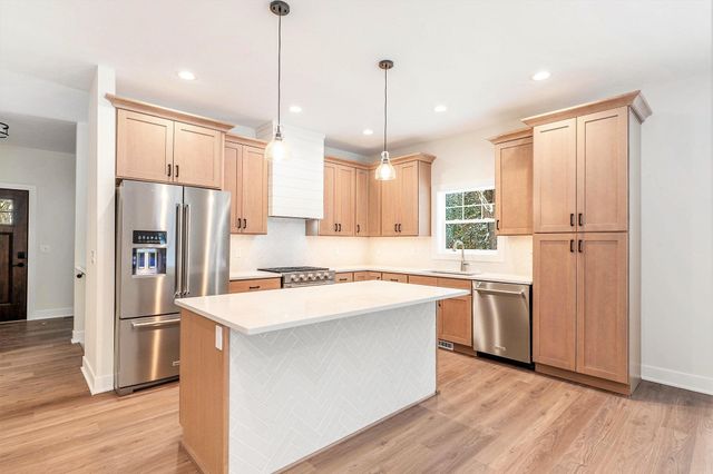 6067 Heartwood Trail, Lake Ann, MI 49650