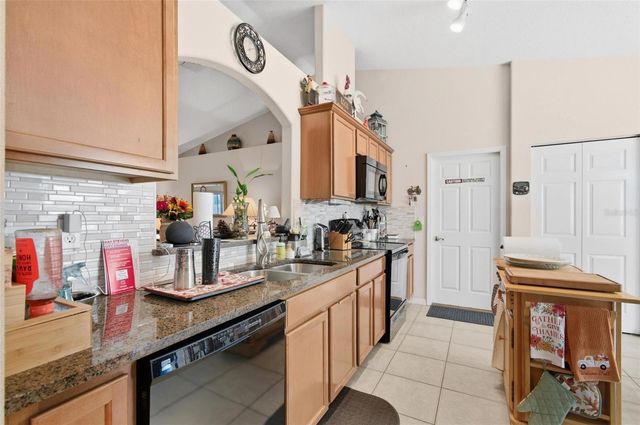 236 UNDERWOOD TRAIL, Palm Coast, FL 32164