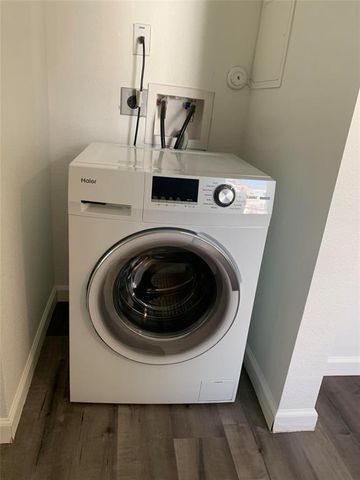 911 W 22nd. ST 203, Austin, TX 78705