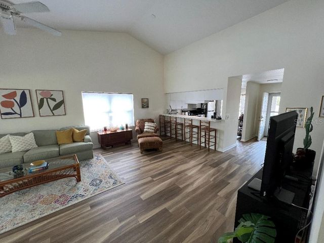 9485 HAMLIN BOULEVARD 8, Seminole, FL 33776