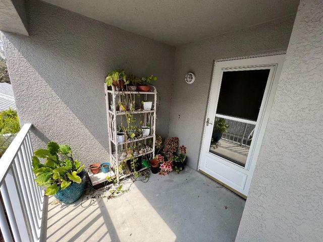 9485 HAMLIN BOULEVARD 8, Seminole, FL 33776