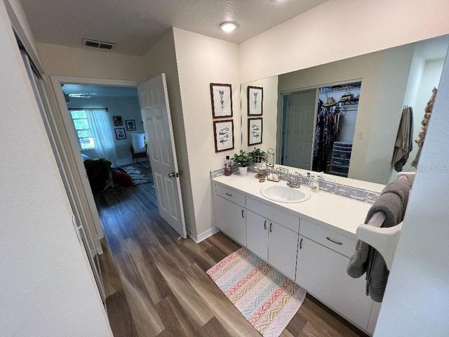 9485 HAMLIN BOULEVARD 8, Seminole, FL 33776