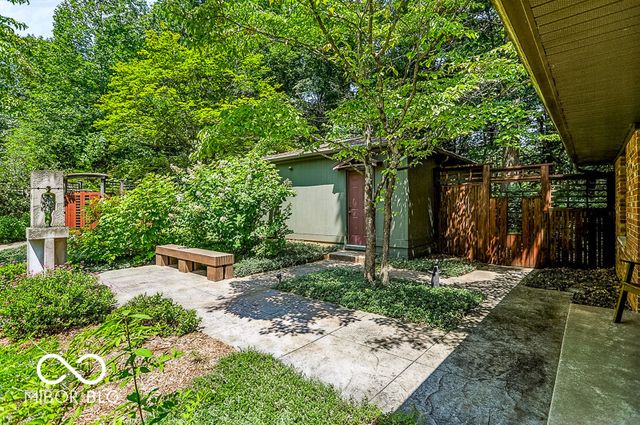 7575 S Shady Side, Bloomington, IN 47401