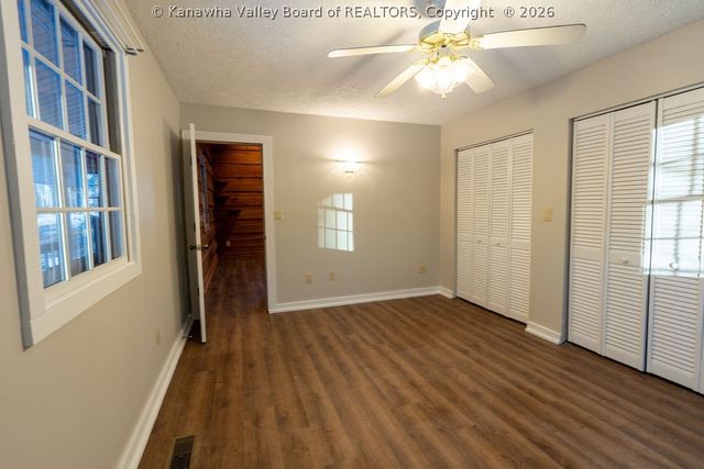 413 Red Willow Road, Cool Ridge, WV 25825