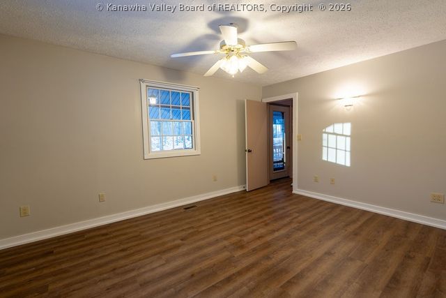 413 Red Willow Road, Cool Ridge, WV 25825