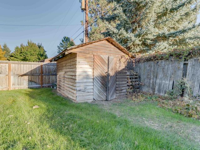 11922 E 24th Ave, Spokane Valley, WA 99206