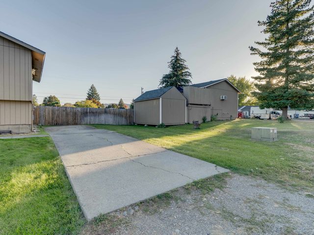 11922 E 24th Ave, Spokane Valley, WA 99206