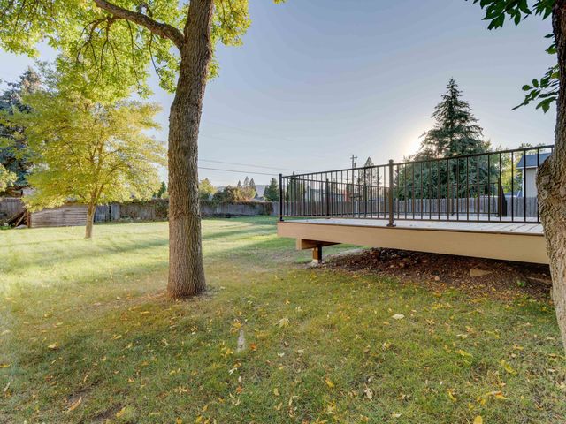 11922 E 24th Ave, Spokane Valley, WA 99206
