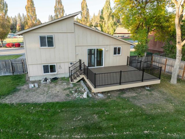 11922 E 24th Ave, Spokane Valley, WA 99206