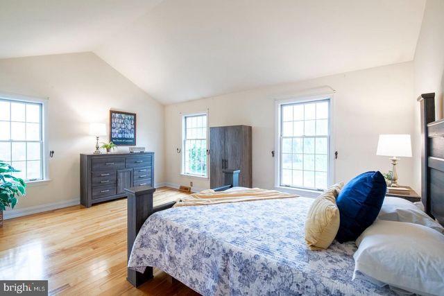 2144 SADDLERIDGE RD, Lancaster, PA 17601