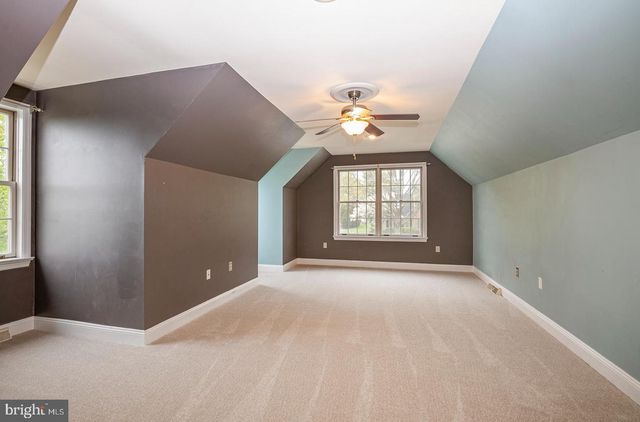 2144 SADDLERIDGE RD, Lancaster, PA 17601