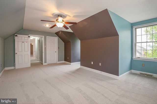 2144 SADDLERIDGE RD, Lancaster, PA 17601