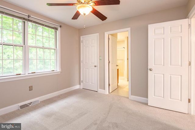 2144 SADDLERIDGE RD, Lancaster, PA 17601