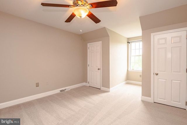 2144 SADDLERIDGE RD, Lancaster, PA 17601