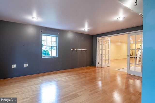 2144 SADDLERIDGE RD, Lancaster, PA 17601