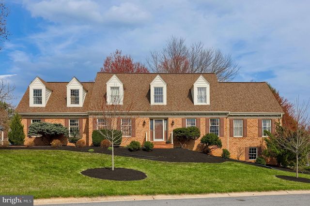 2144 SADDLERIDGE RD, Lancaster, PA 17601