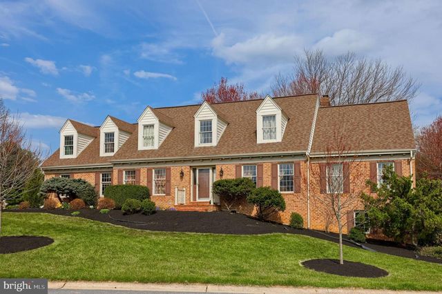 2144 SADDLERIDGE RD, Lancaster, PA 17601