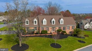 2144 SADDLERIDGE RD, Lancaster, PA 17601