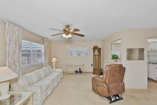 1811 BEDFORD LANE 163, Sun City Center, FL 33573