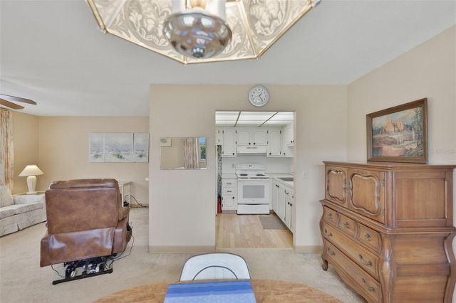 1811 BEDFORD LANE 163, Sun City Center, FL 33573
