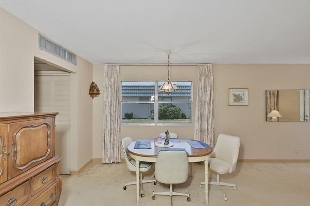 1811 BEDFORD LANE 163, Sun City Center, FL 33573
