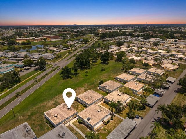 1811 BEDFORD LANE 163, Sun City Center, FL 33573