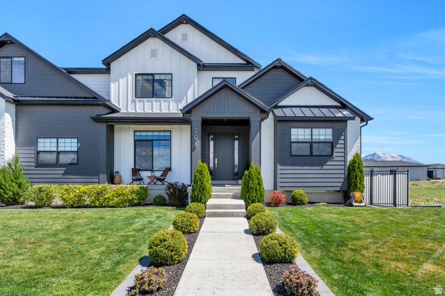 208 N BAY DR, Vineyard, UT 84059
