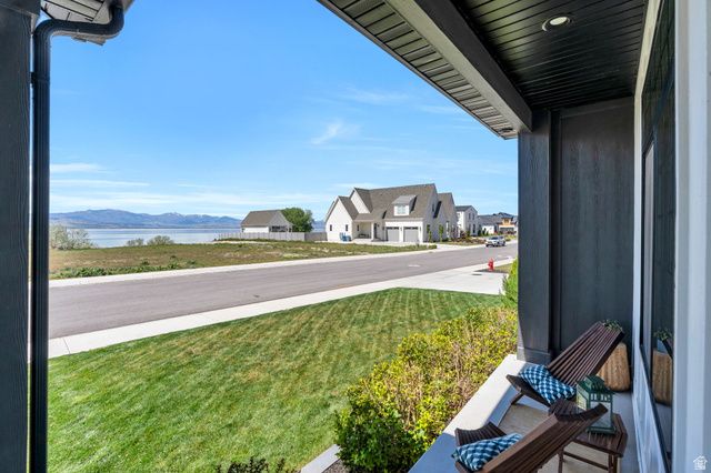 208 N BAY DR, Vineyard, UT 84059