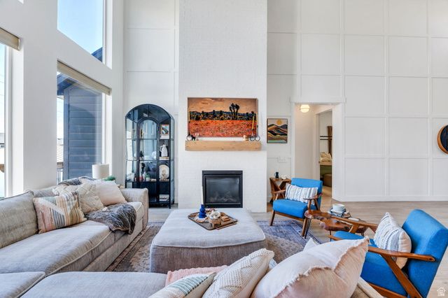 208 N BAY DR, Vineyard, UT 84059