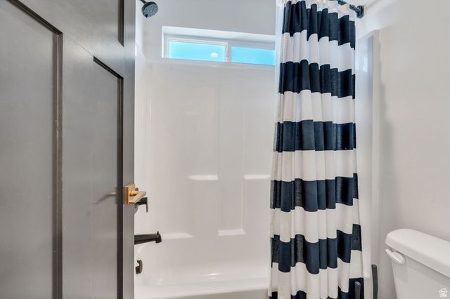 208 N BAY DR, Vineyard, UT 84059