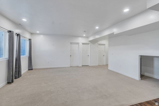 208 N BAY DR, Vineyard, UT 84059